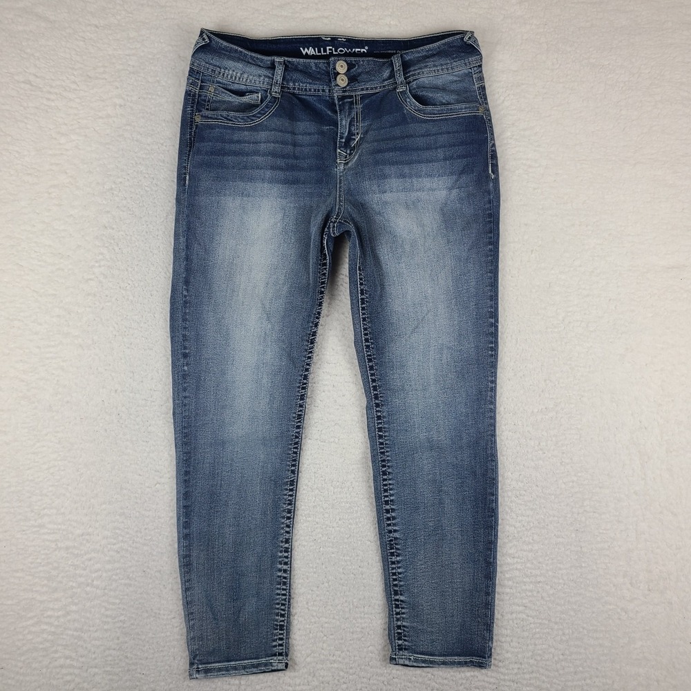 Wallflower Jeans Womens 13‎ Blue The Luscious Curvy Fit Medium Wash WFM13201K